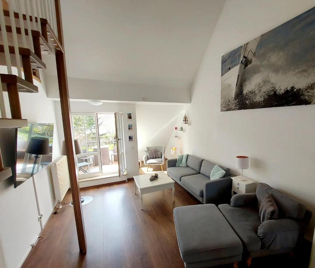 Hochwertige Ferienwohnung Direkt Am Wasser Mit Balkon Greifswald Luaran gambar