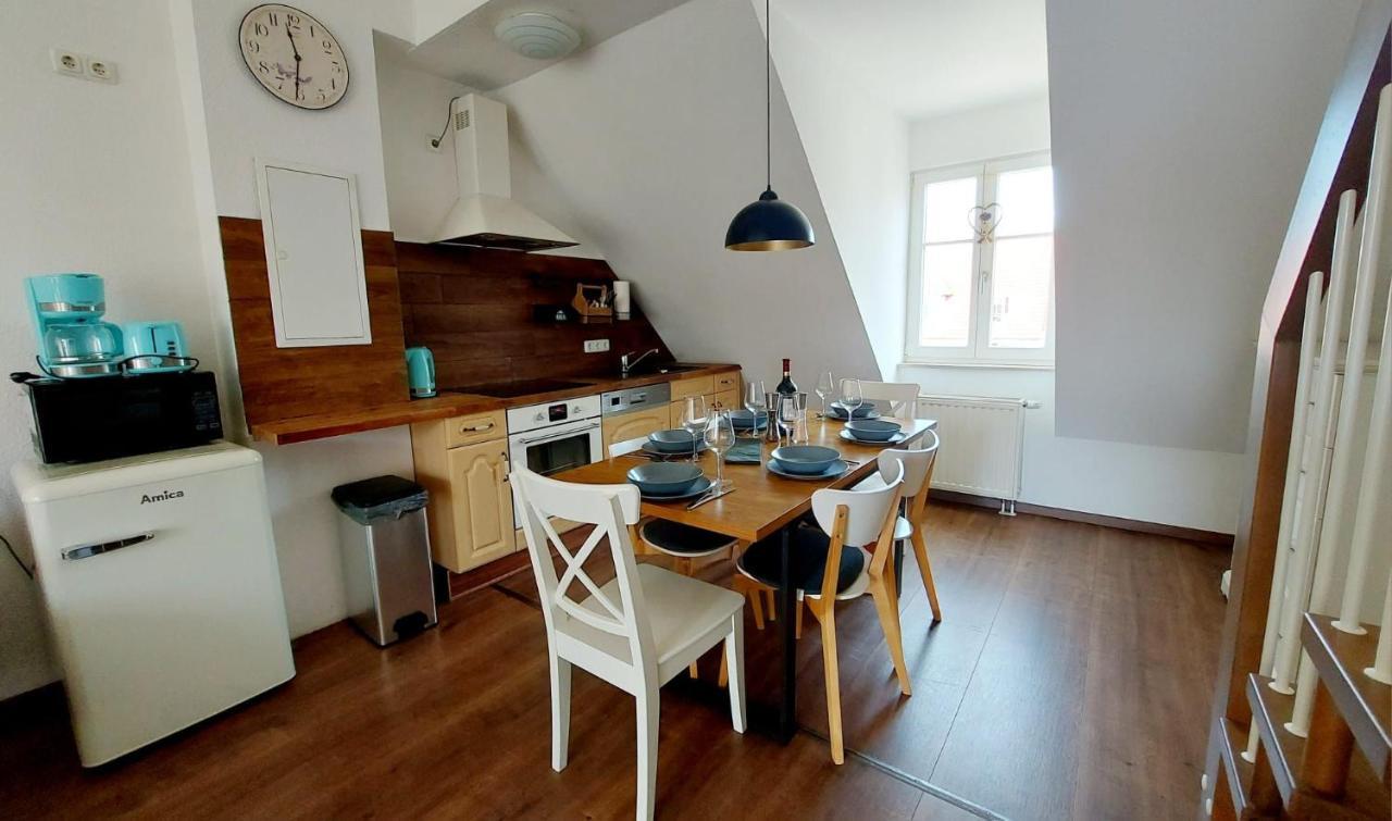 Hochwertige Ferienwohnung Direkt Am Wasser Mit Balkon Greifswald Luaran gambar